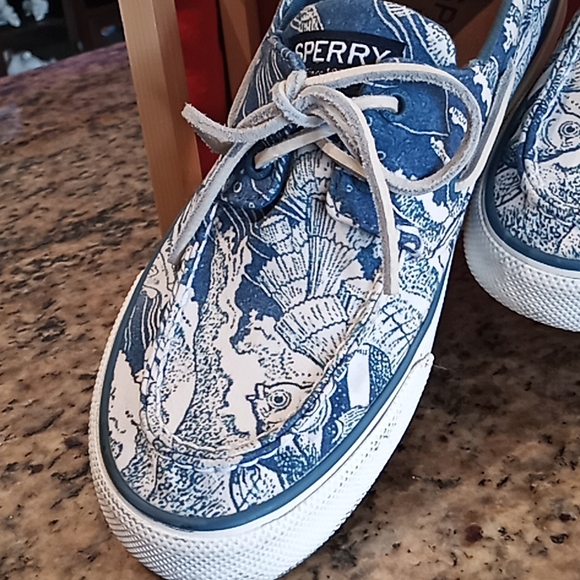 SPERRY Top Sider Men's Bahama Coral Print. Blue & White. Boat Shoes. Size 8. - Picture 14 of 16